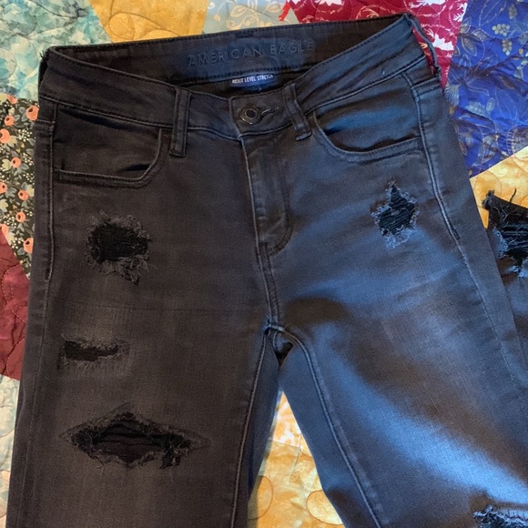 EUC AE distressed faded black jegging - Picture 2 of 3